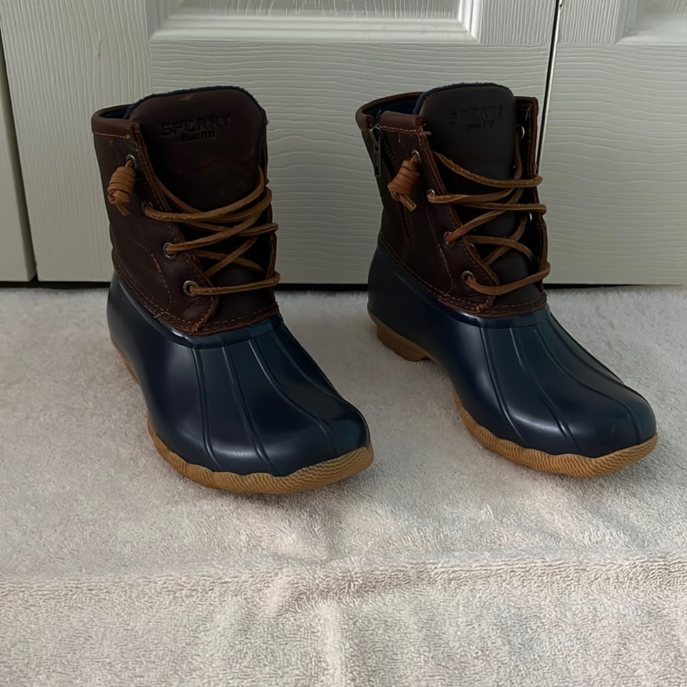 Sperry Duck Boots in Great Condition!!
